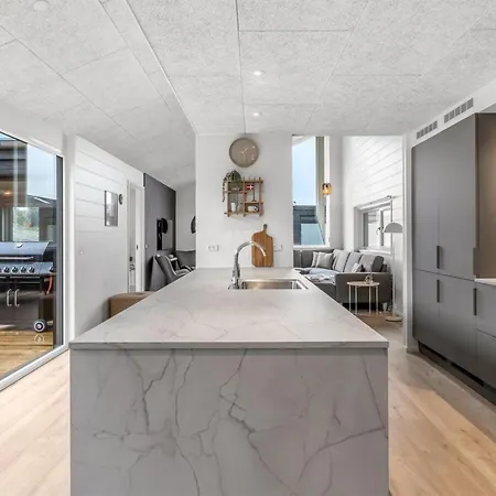 Filippine - 800m From The Sea By Interhome *