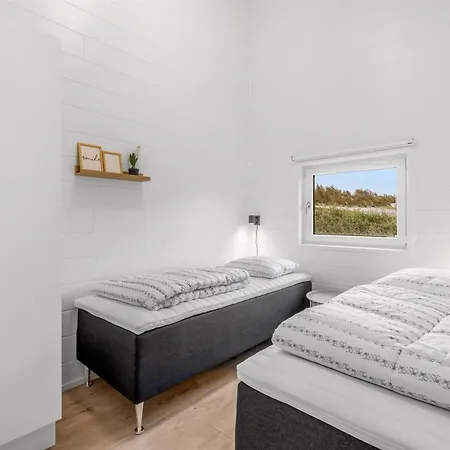 Filippine - 800m From The Sea By Interhome