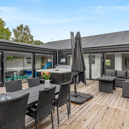 Сasa de vacaciones Filippine - 800m From The Sea By Interhome *